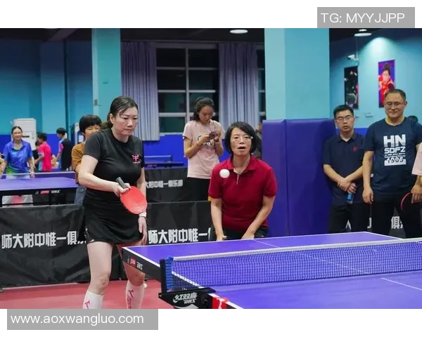 成都乒乓球队在全国团队协作排行榜中荣登第六名展现卓越实力与团队精神 成都乒乓球队在全国团队协作排行榜中荣登第六名展现卓越实力与团队精神